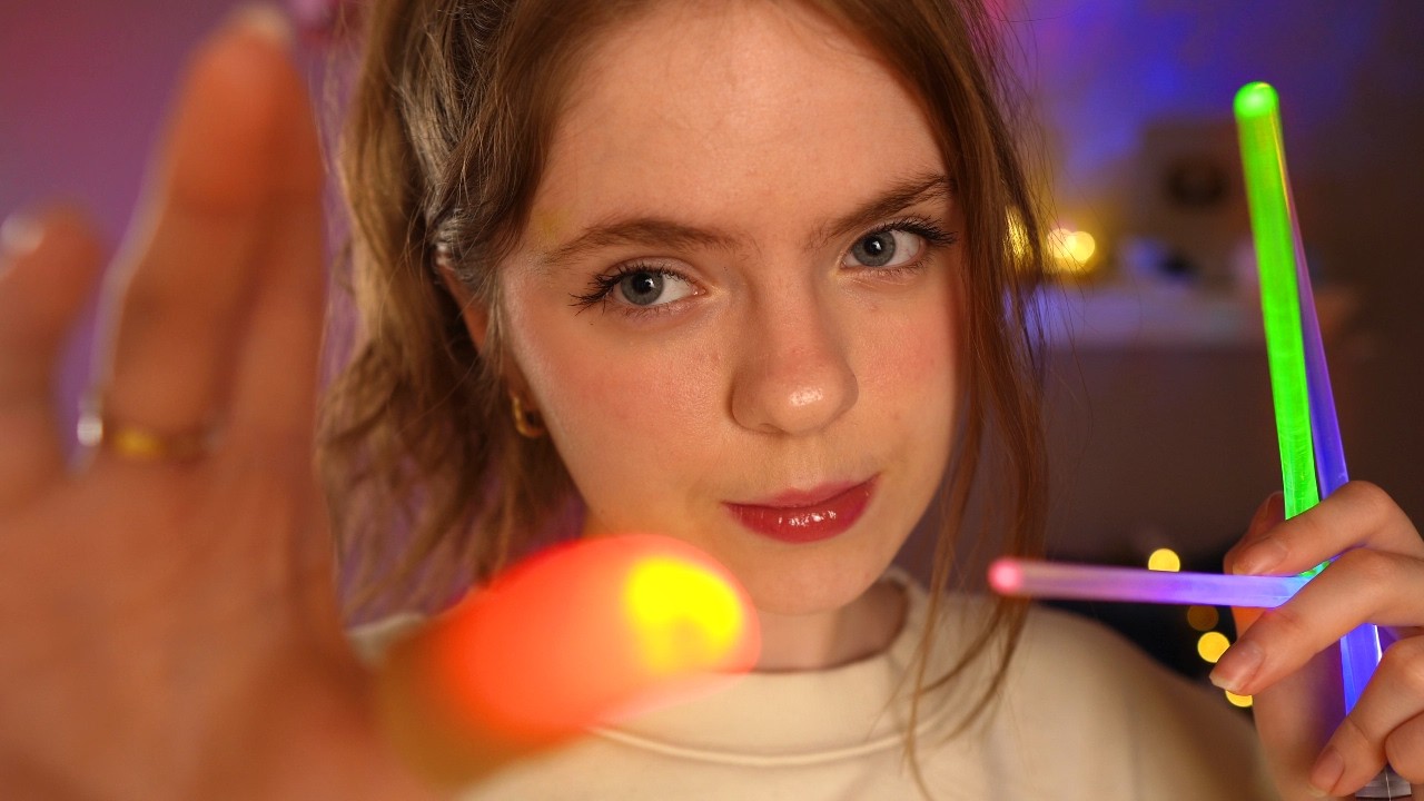 ASMR: Избавляемся от тревоги и стресса с помощью поглаживаний и щипков! 😵‍💫 (Для сна)