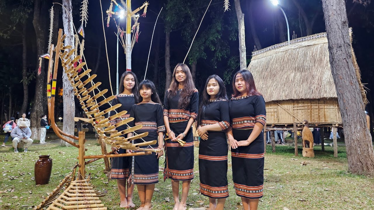 Hát Dân Ca Của Làng Piơm Xã Đăk Đoa 