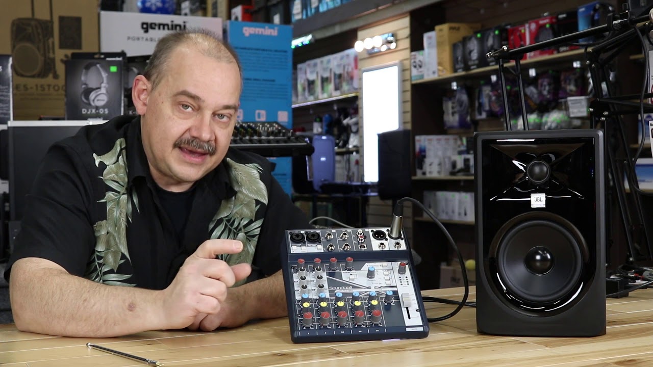 Обзор аналогового 8-канального аудиомикшера Soundcraft Notepad-8FX с USB-входом/выходом и эффекта...