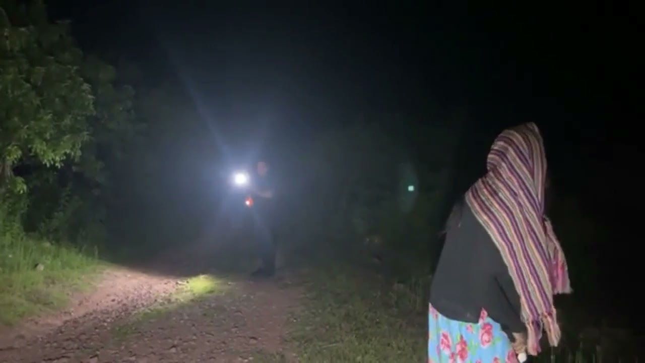 🔥🤣 Doña Lupe se aventó un TIRO contra una BRUJ4 💥👊 (Tuvimos que defender a la BRUJ4) 😱🚨