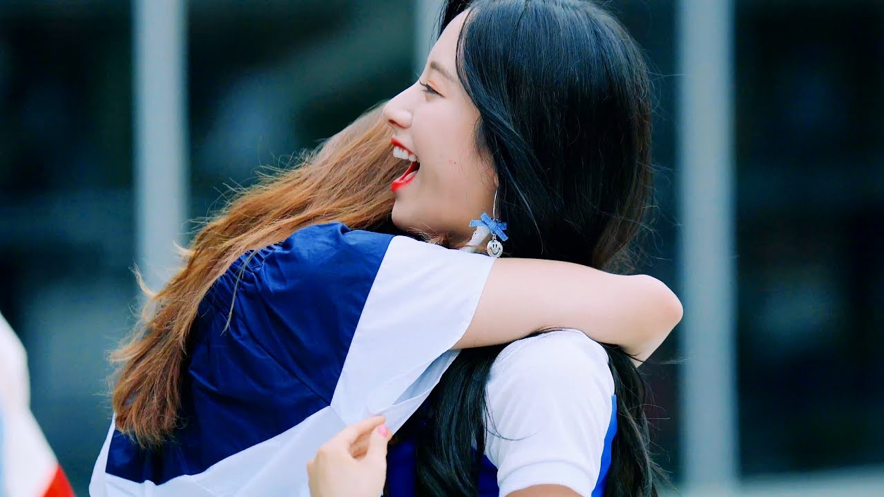 보나랑 포옹하는 팬(?) 우주소녀(WJSN) @170716 수서역 게릴라 [4k Fancam/직캠 By TheGsd