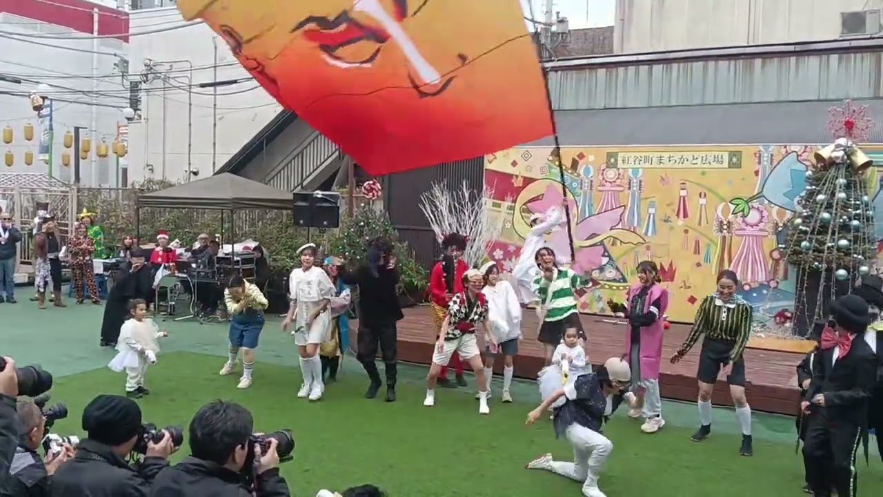 ど〜んと　Coco de 踊らん会　スターライトフェスティバル　2025 仮装演舞