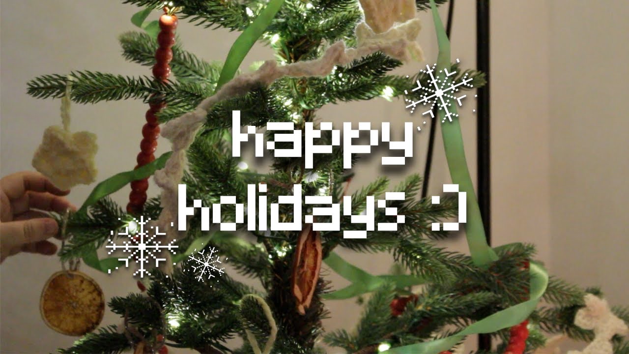 let's get festive (decorating my apartment)