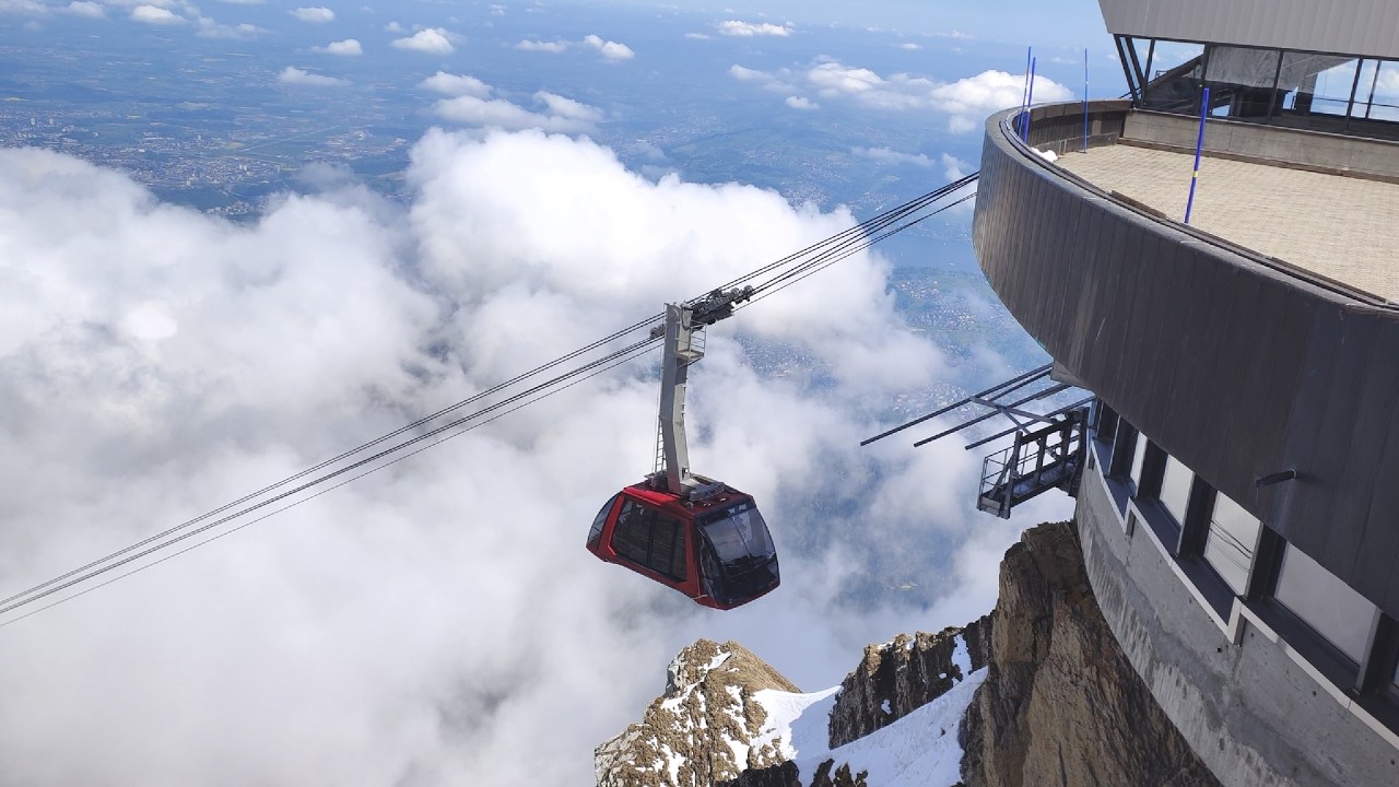 Mount Pilatus Dragon Ride – Gondola Through the Clouds to the Summit