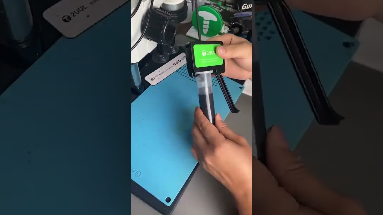 2UUL Hand Actuated Glue Gun for 30ML Tube.