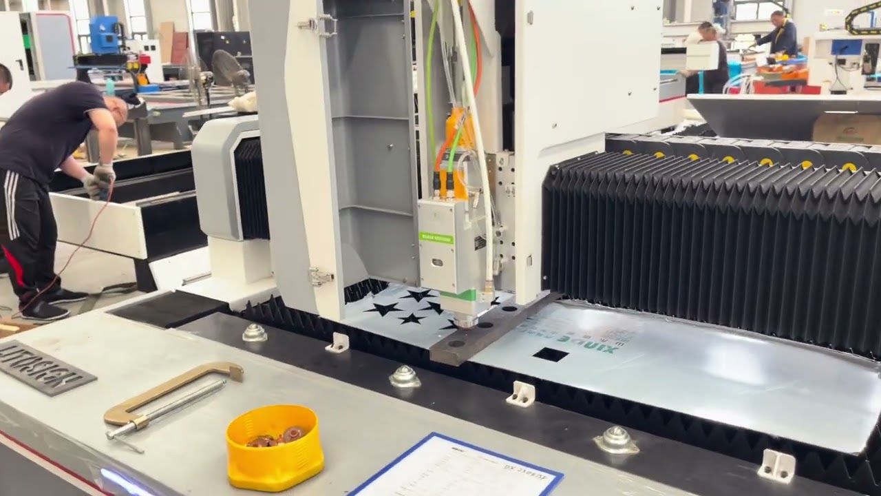 DXTECH Laser--Explicación en español de cómo funcionan las máquinas de corte por láser de fibra