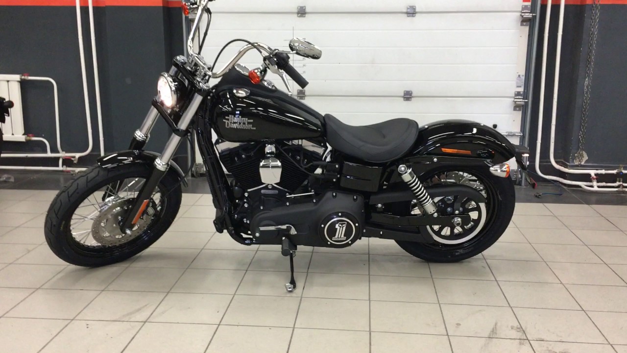 Street Bob Harley-Davidson 2017 black
