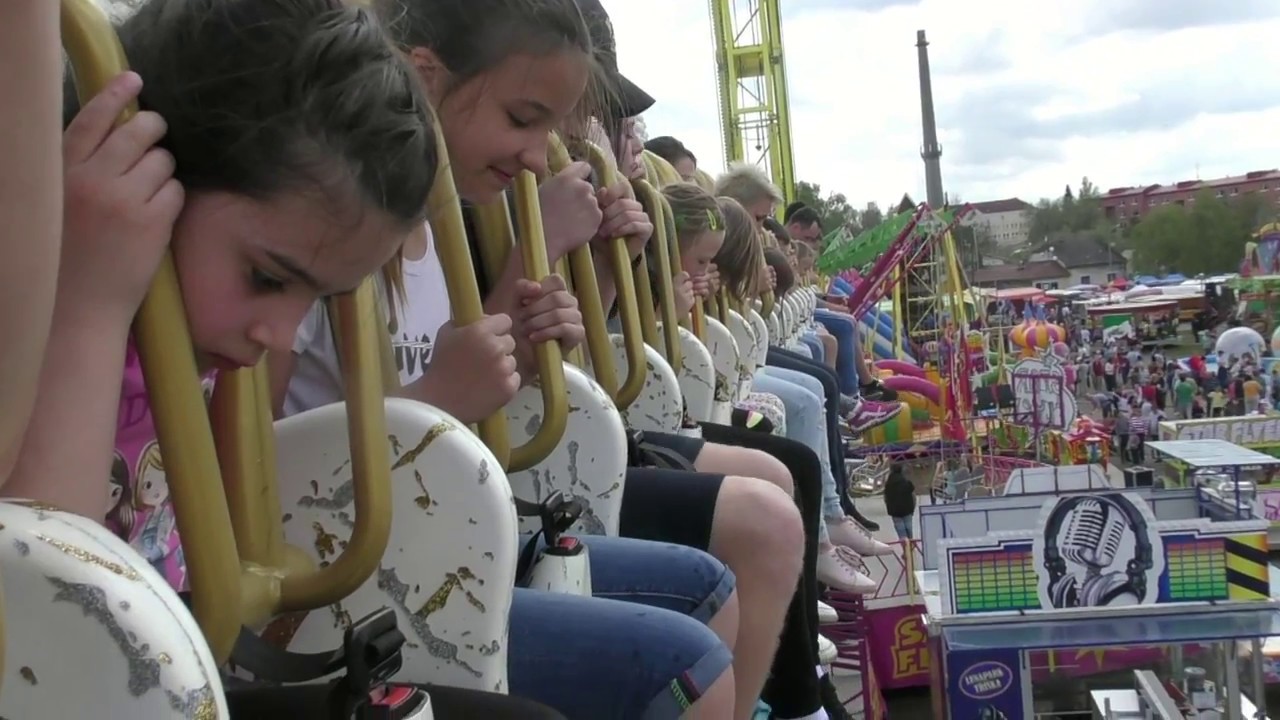 Žďárská pouť 2017 - ATRAKCE LAVICE AVENGERS ZA JÍZDY / ATTRACTION BENCH AVENGERS ON-RIDE