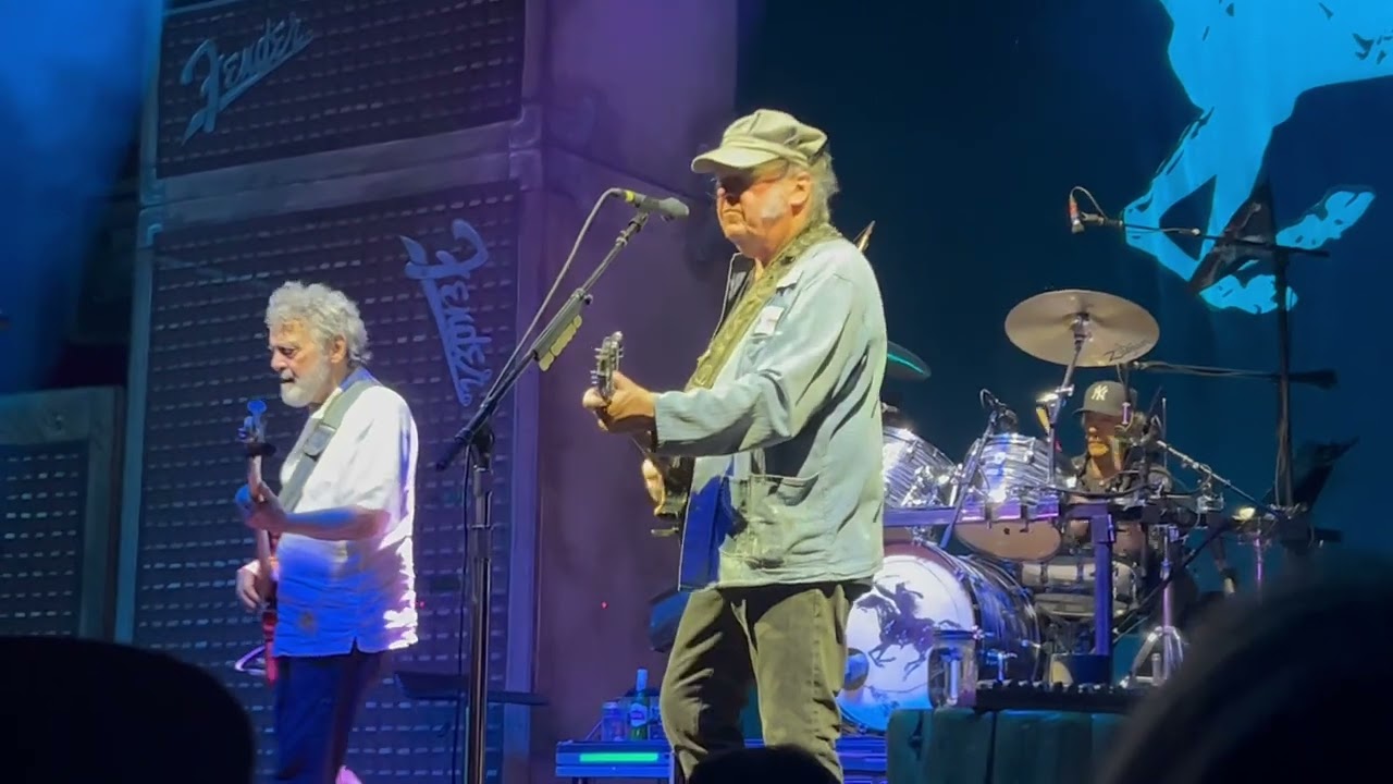 NEIL YOUNG & CRAZY HORSE - LIKE A HURRICANE - FRANKLIN, TN - MAY 9, 2024