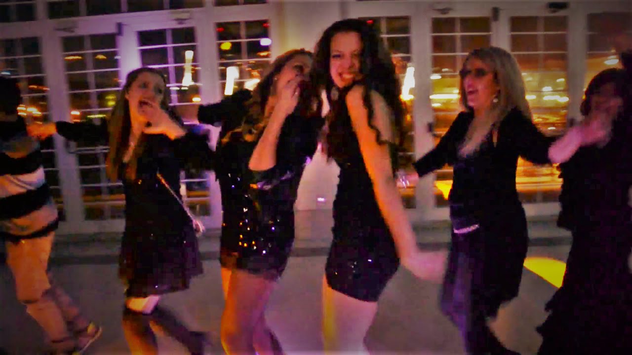 Ary Roby Trenini di Capodanno 2015 Pe re pe Disco Samba Mufe Party Stazione Marittima Trieste