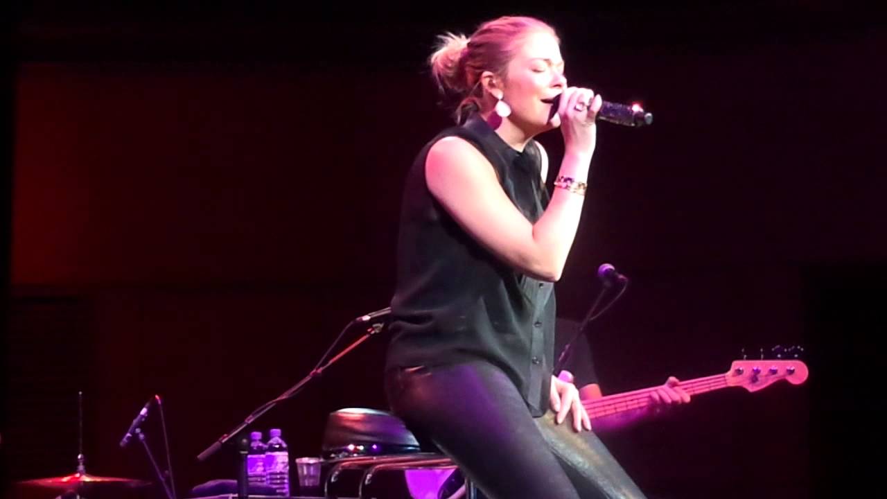 LeAnn Rimes - I Can't Make You Love Me (Live at the Royal Concert Hall, Glasgow 15.09.13)