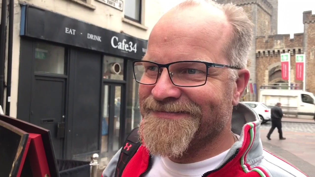LakejTV på bortaresa till Cardiff