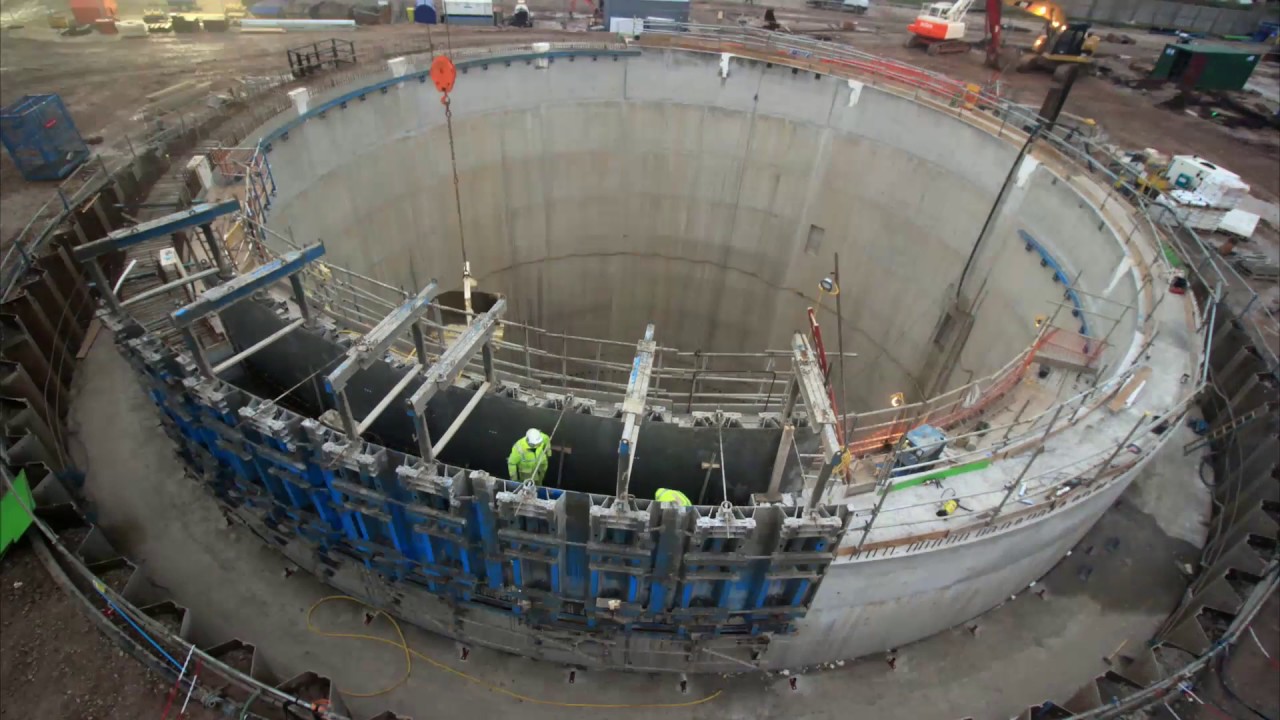 Time-lapse footage captures construction of massive underground storage tank