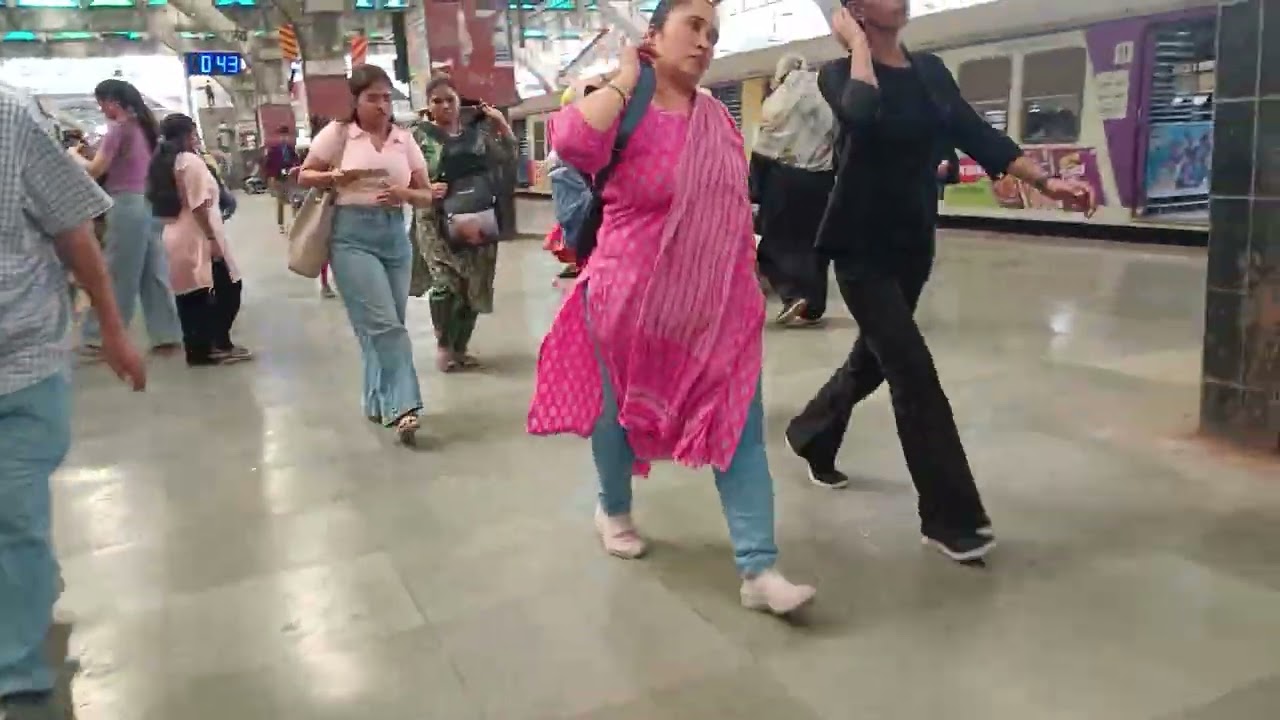 Calm And Cool Nerul Station....
