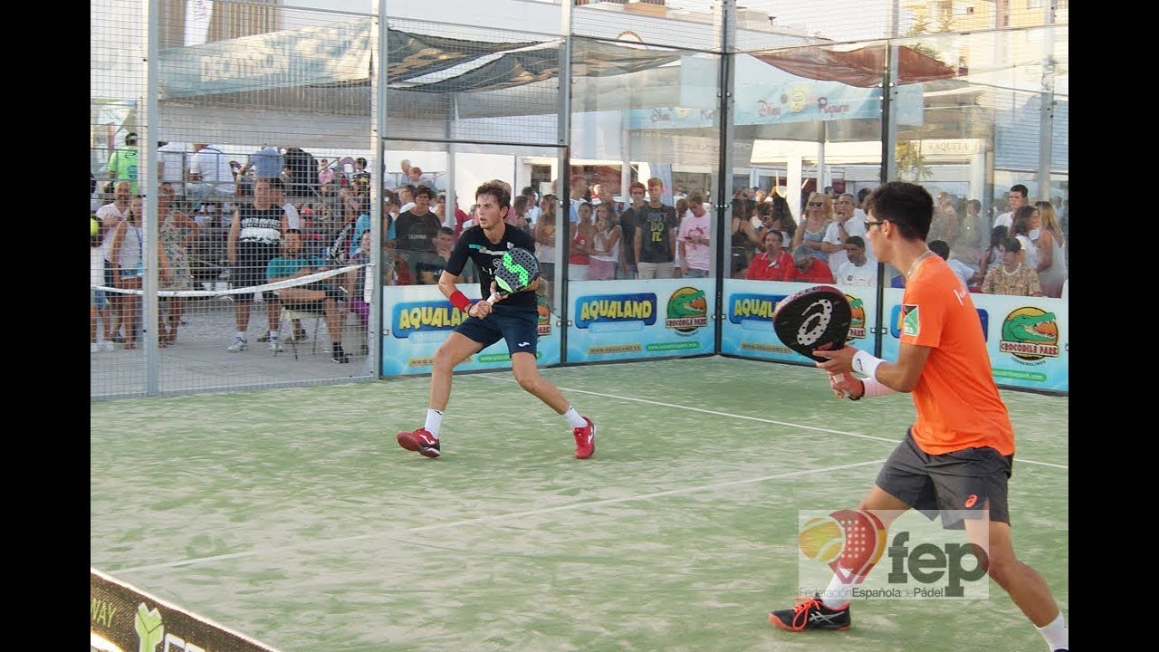 Vamos Pádel. Miguel Yanguas e Iván Ramírez contra J. Esbri y R. Mestre