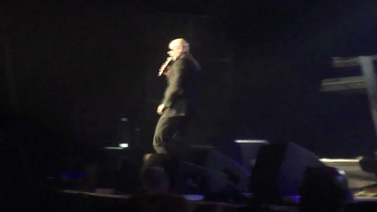 Pitbull @ Armando Concert Zenith Paris 14/06/12 Live HD 720P