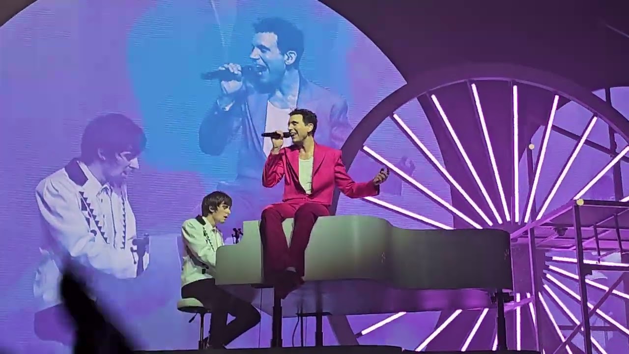 Mika - Popular song (20.02.2026  Brussels)