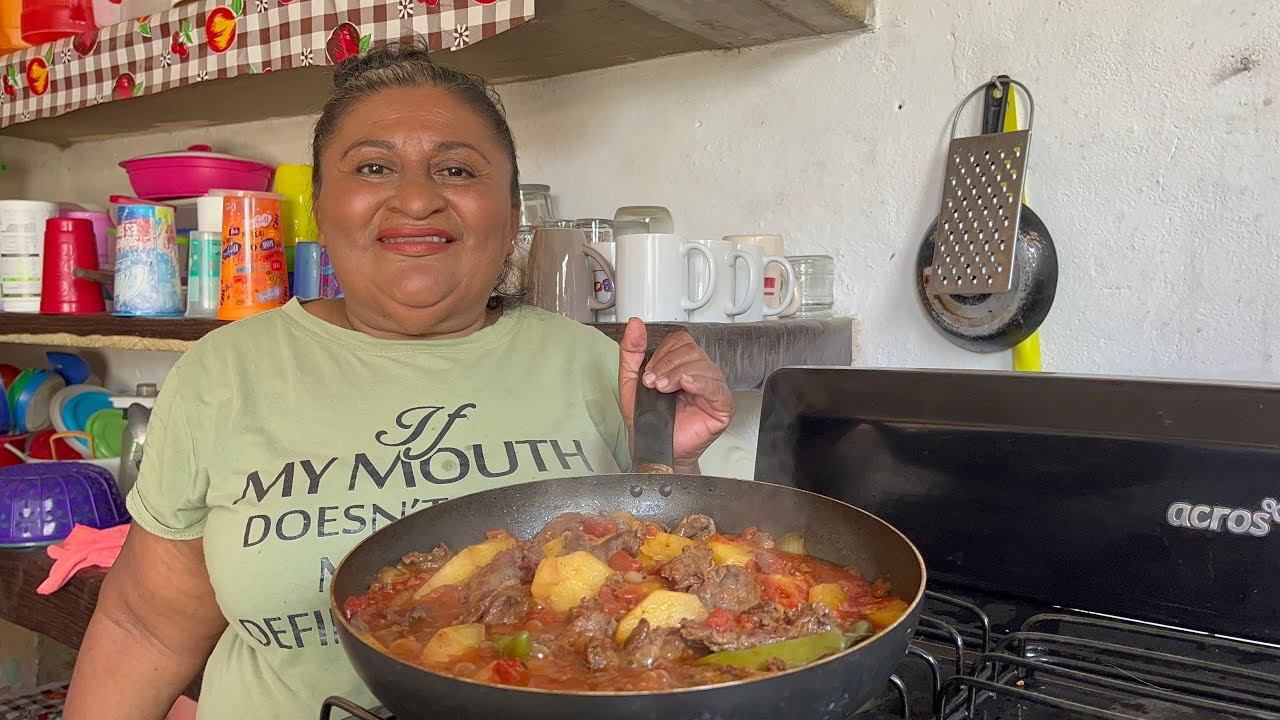 BISTECES de RES a la MEXICANA