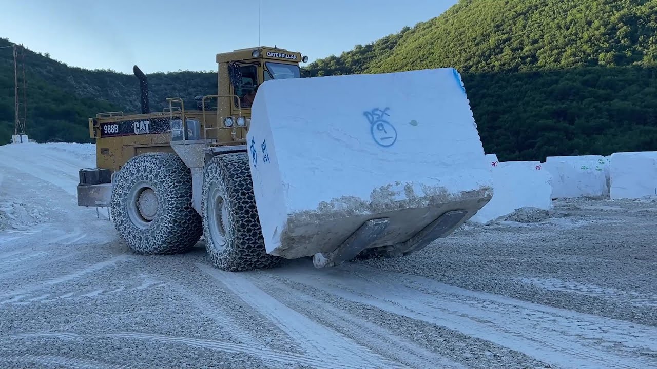Caterpillar 988B Wheel Loader Loading Marble Blocks On Trucks & Lorries - Marble Quarries