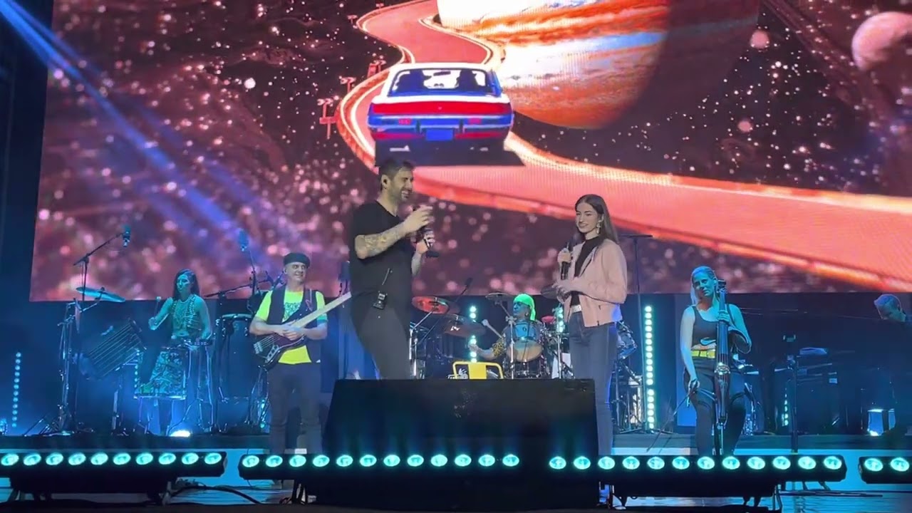Melendi & Irene - Destino o Casualidad (Huercal-Overa)