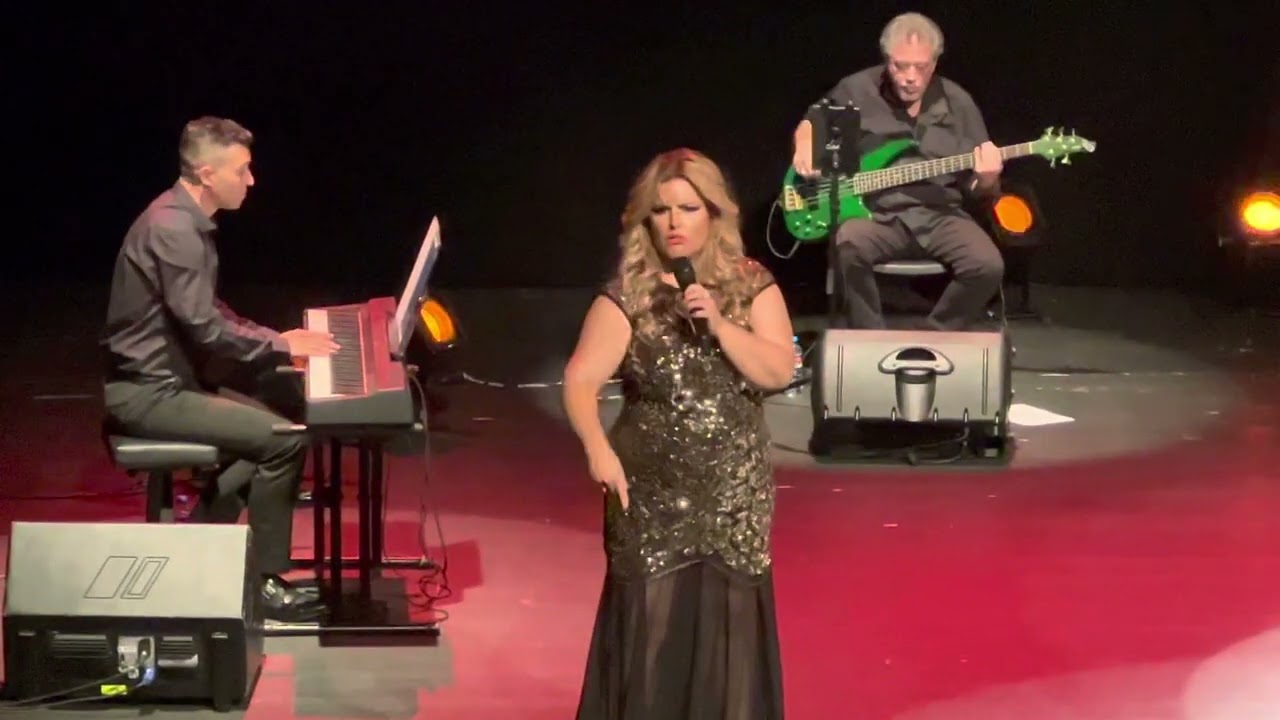 TAMARA JEREZ (COMO LAS ALAS AL VIENTO) FUENLABRADA