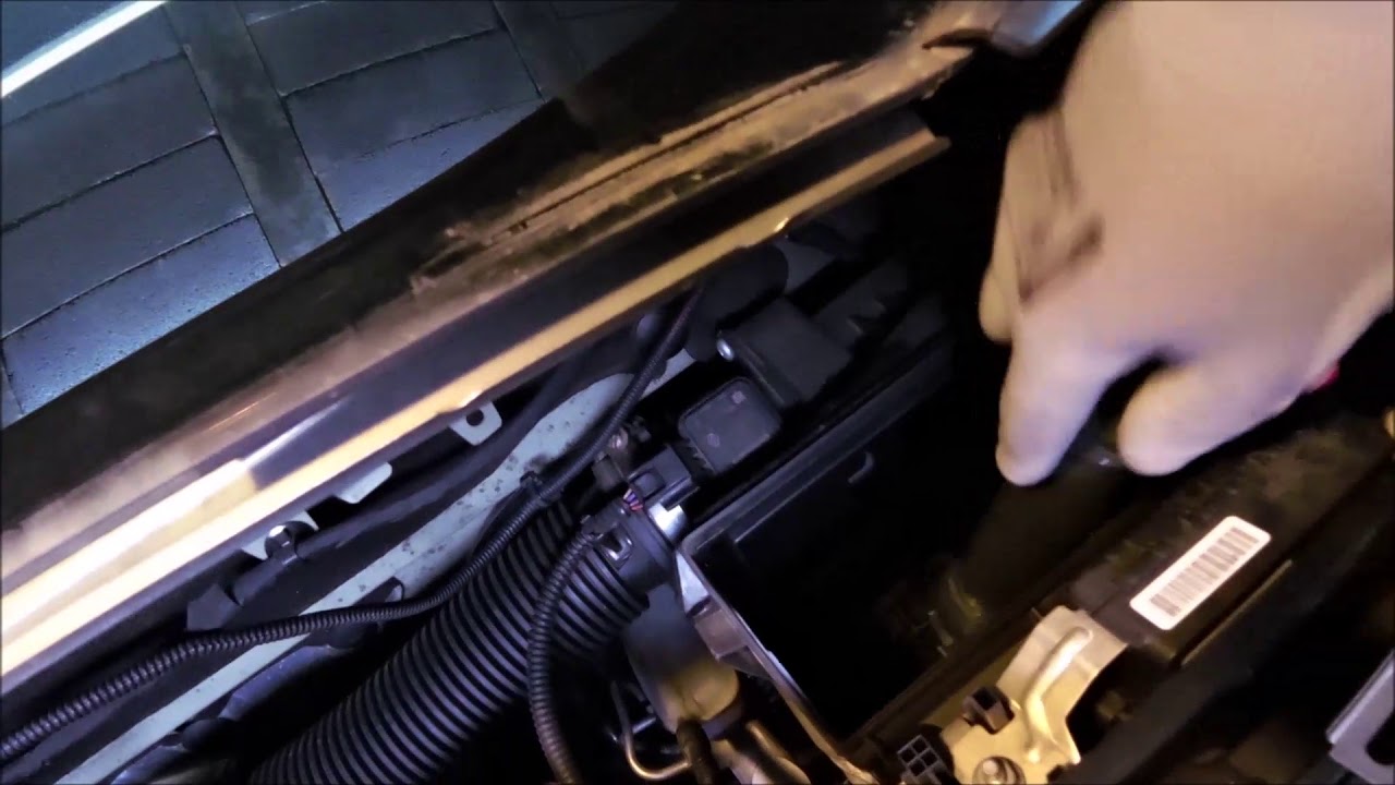 Renault Scenic 3 changer le filtre à air