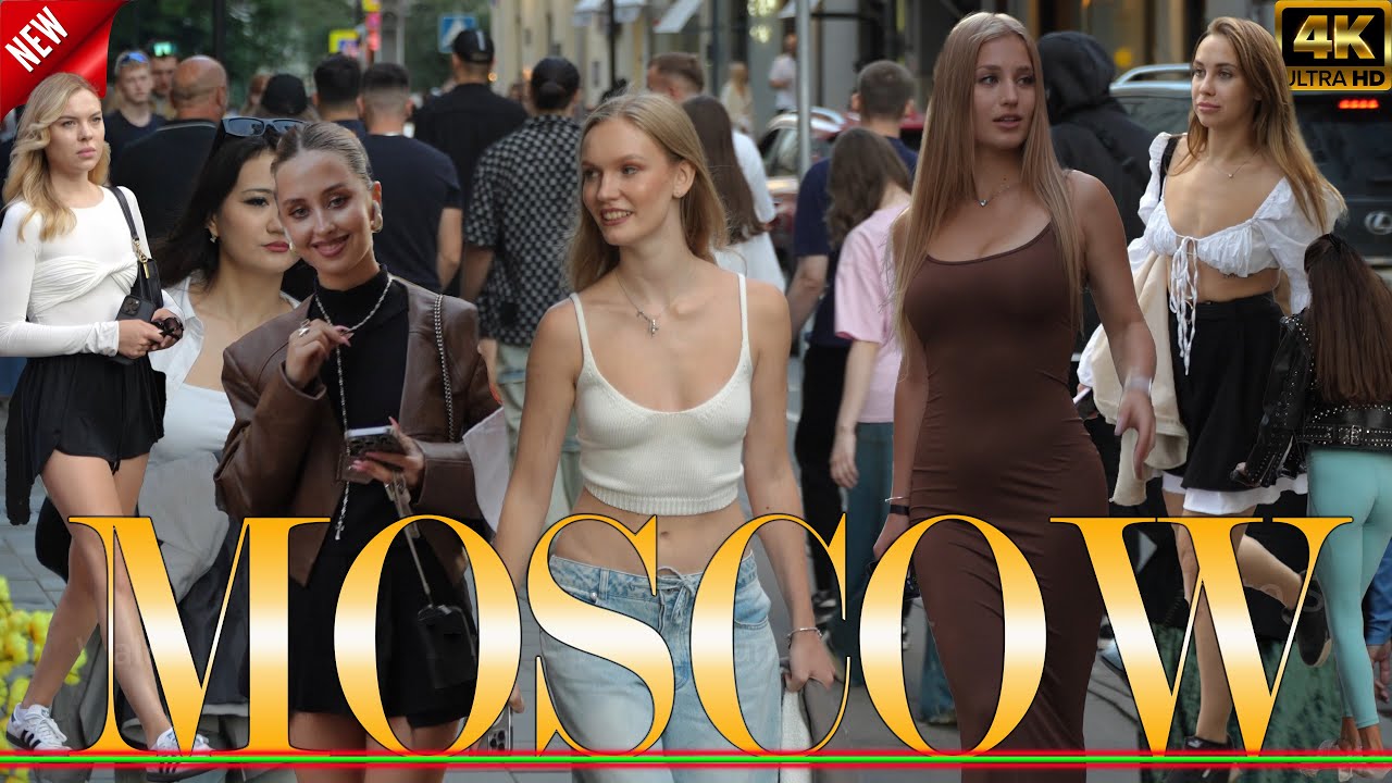 ❤️4K Amazing stylish girls and young men in the very center of Moscow