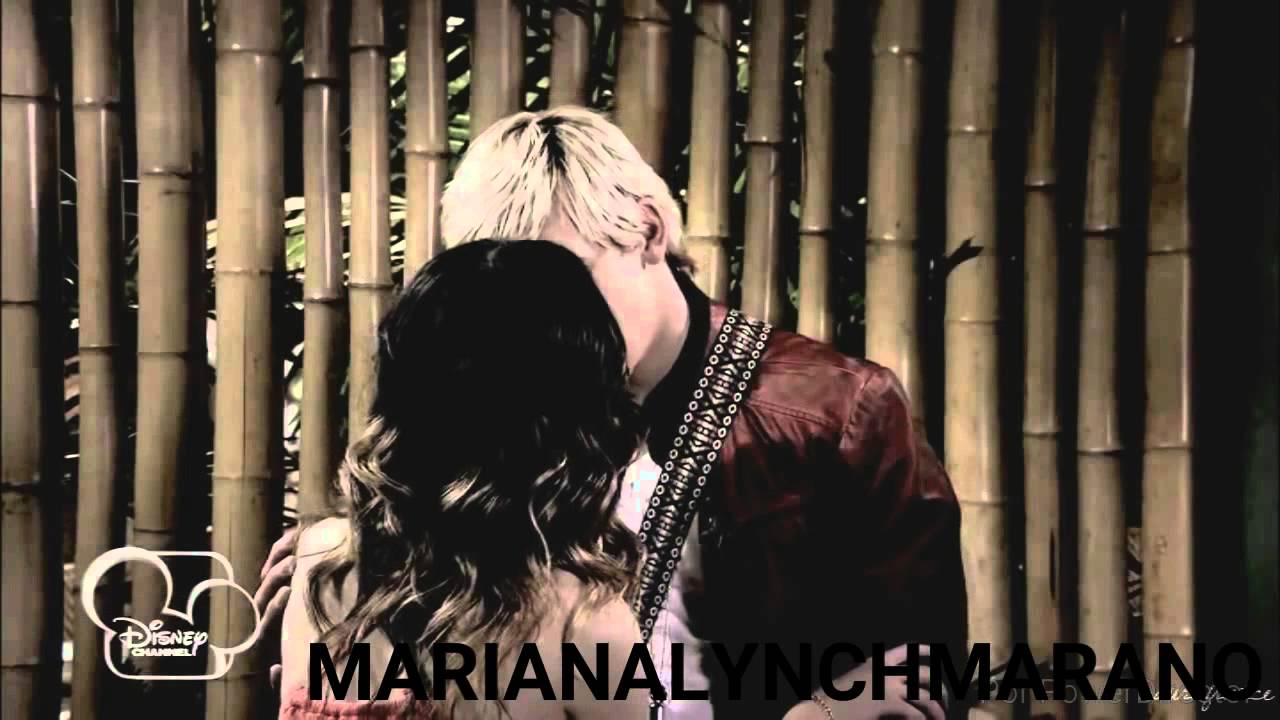 Love me like you do || español || raura || auslly