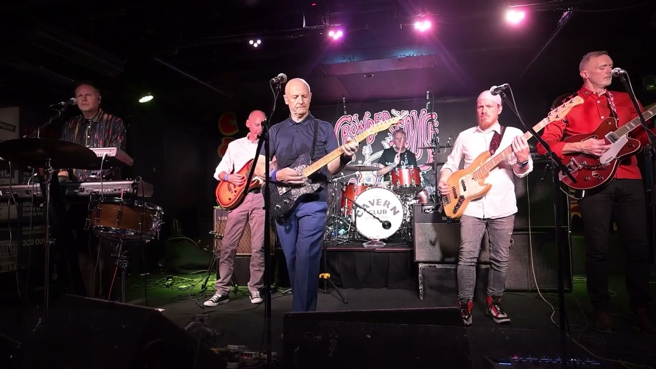 Crowded Scouse at The Cavern Liverpool.  Sister Madly, Italian Plastic, Don't Dream