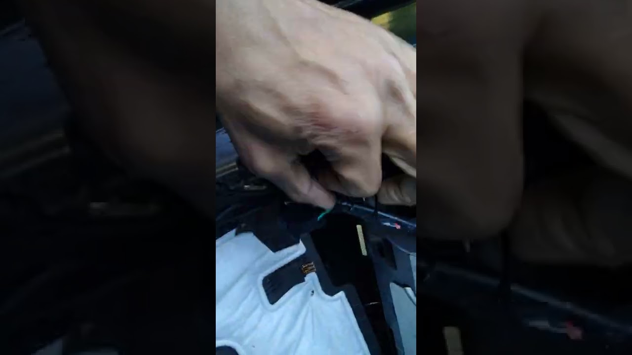 GPS Locator box location 20013 Chevy Equinox