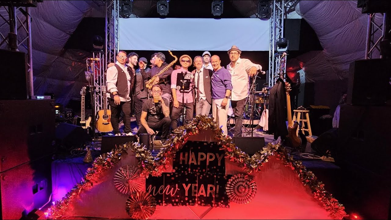 Show de Año Nuevo - Masquerade Ball con RamirezSax en Taos, New Mexico 🥳🎆🎊