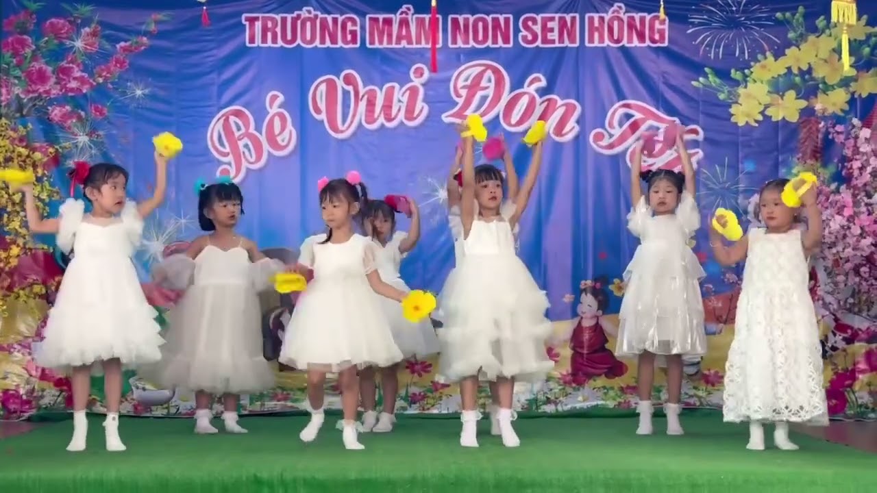 Bé Xíu Múa vui xuân 2026
