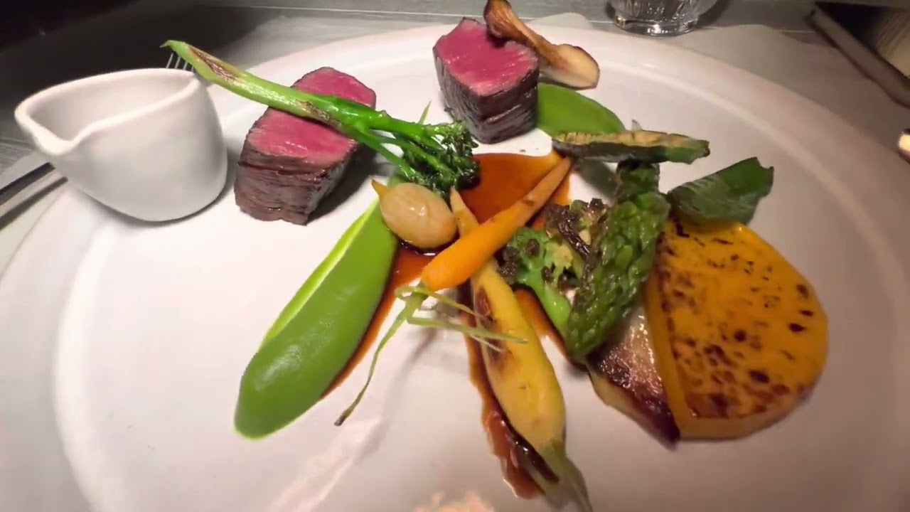 #Maldives JOALI BEING | FLOW restaurant | fine dining serving.