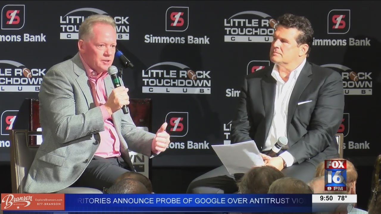 Bobby Petrino apologizes to fans at Little Rock Touchdown Club