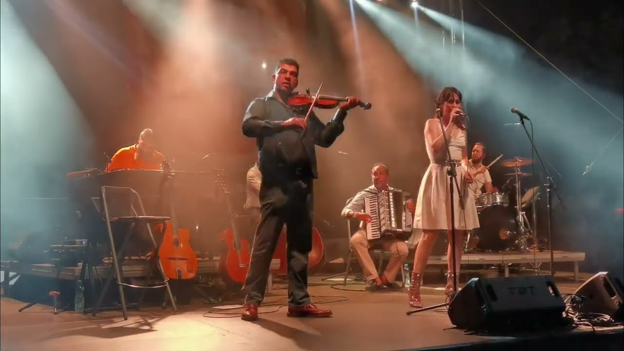 Budapest Bár / Ferenczi Bora - Sose fájjon a fejed