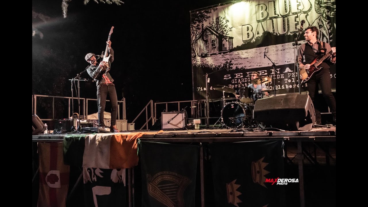 Riki Massini trio live : When My Baby She Left Me (Live in Bologna, Italy) Rory Gallagher