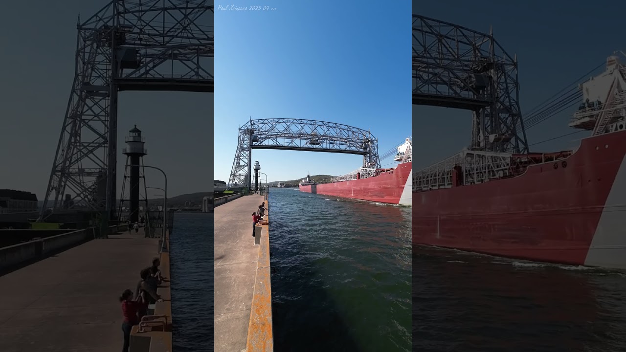 2 Ships for the Price of 1 Lift! John G Munson & Paul R Tregurtha