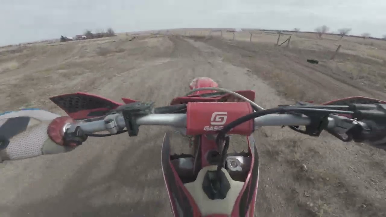 The MX Sandlot Track, schooled by the young guns 
