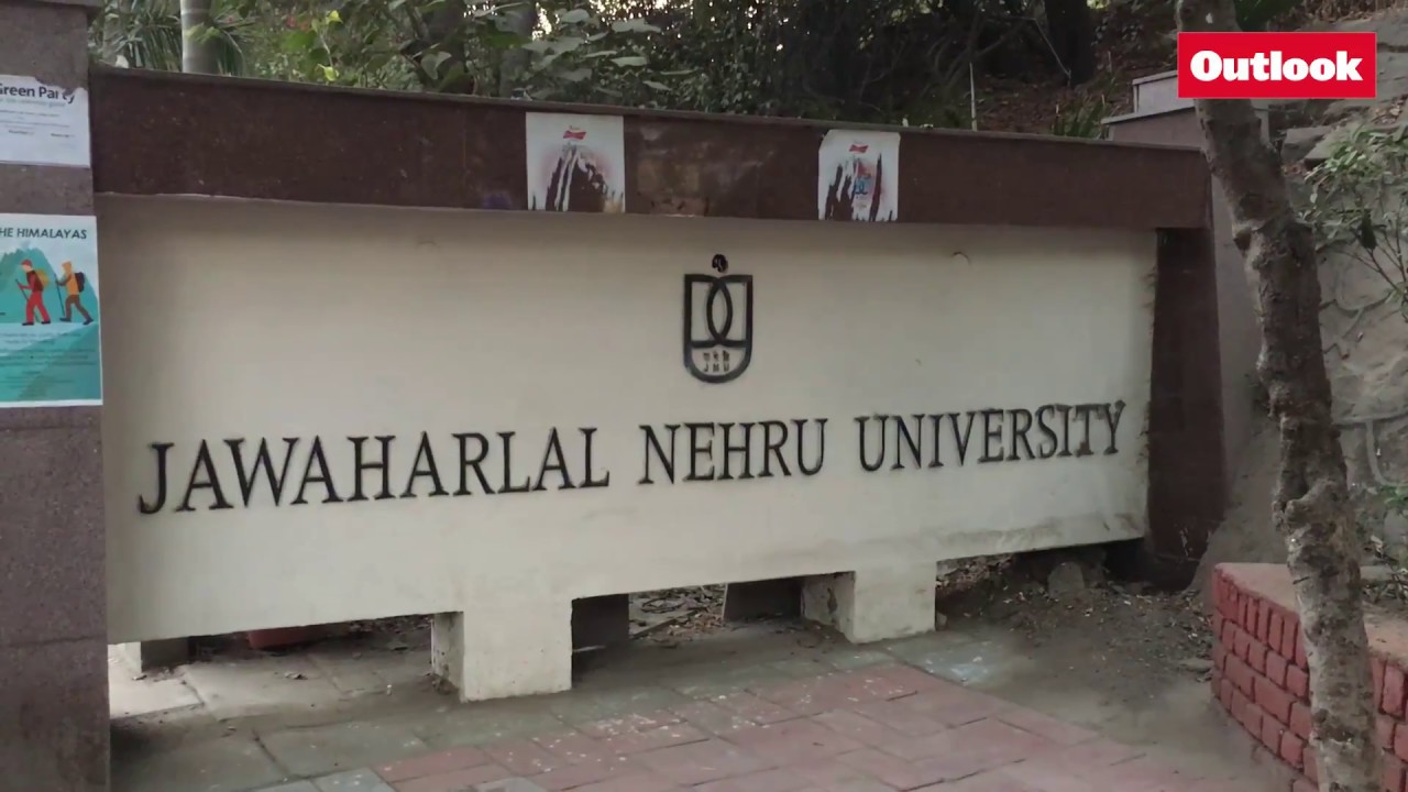 Delhi Police search JNU campus for Najeeb Ahmed