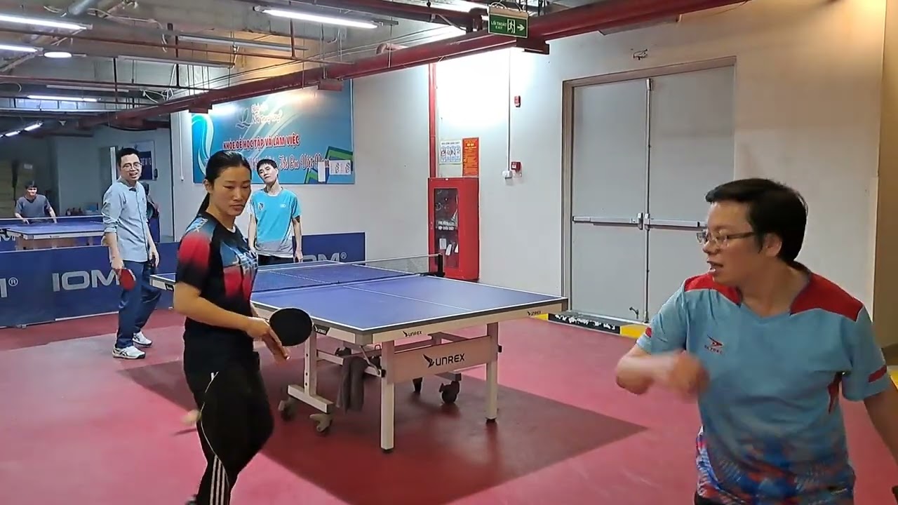 Giao lưu bóng bàn BV Nhi TW và Đại học Giao thông vận tải