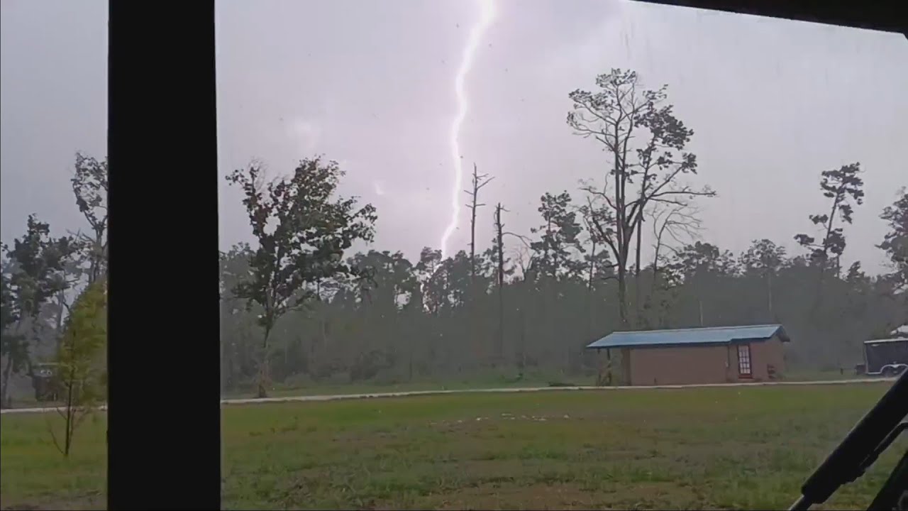Extremely LOUD Thunderstorm - July 31, 2023 - Lake Charles, LA