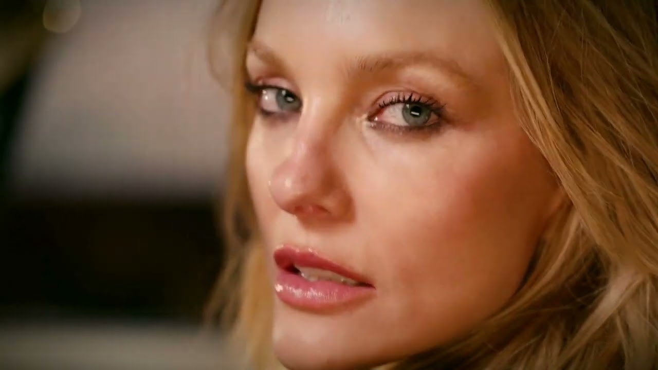 ANIMALE ON TOUR FT. CAROL TRENTINI - A MENINA DANÇA