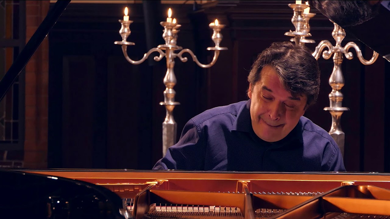 Ludwig van Beethoven - Piano Sonata N°32, Op. 111 in C minor | Zbigniew Raubo