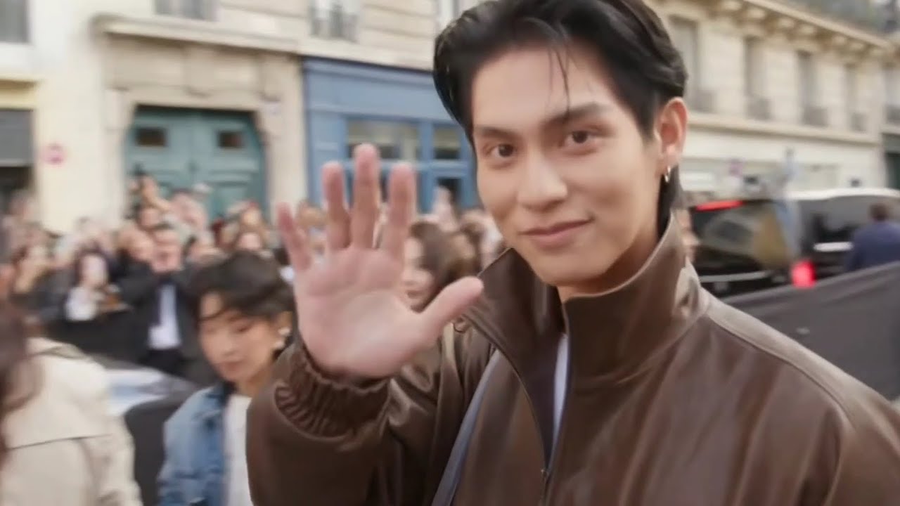 01.10.25 | Bright attends the Acne Studios Womenswear SS 2026 show #AcneStudios #bbrightvc