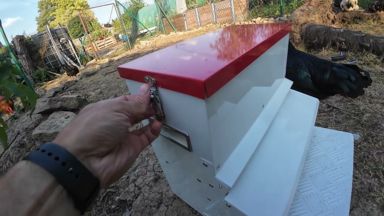 Automatischer Hühnerfutterautomat 11KG