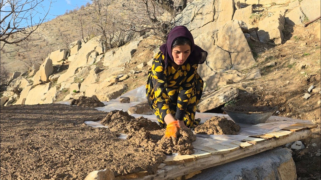 Kitchen ceiling insulation: Mother Zari's idea in nomadic style