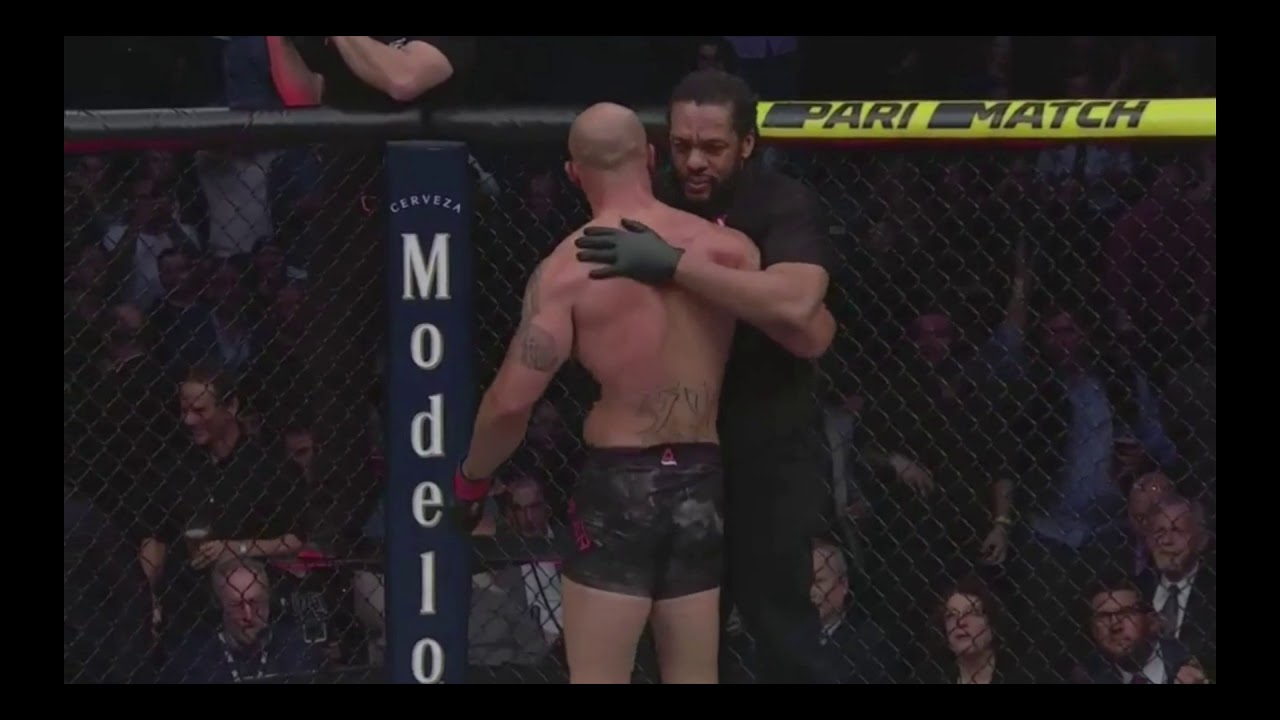 Ben Askren vs Robbie Lawler (Early Stoppage)