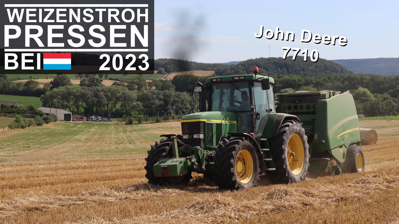 Stroh pressen | John Deere 7710 // John Deere 990 | Bei Luxemburg 2023