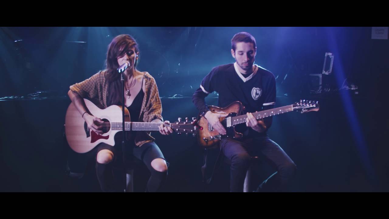 LIGHTS -  Meteorites [Live Acoustic]