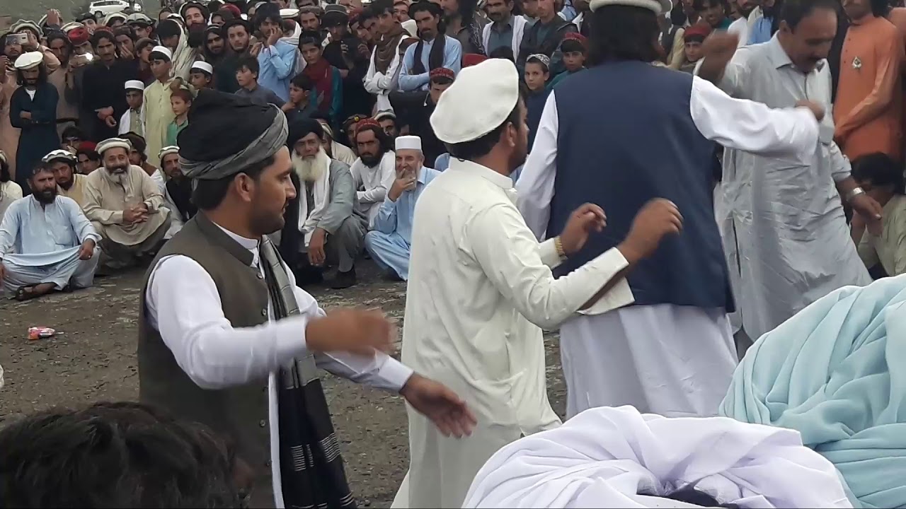 Waziristan New Attan video At Razmak Valley_وادی_رزمک_وزیرستان